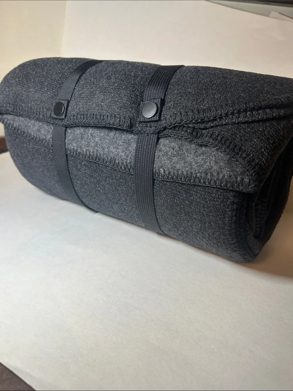 NEW Smartwool Hudson Trail Blanket - Dark Charcoal